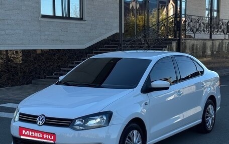 Volkswagen Polo VI (EU Market), 2012 год, 680 000 рублей, 13 фотография