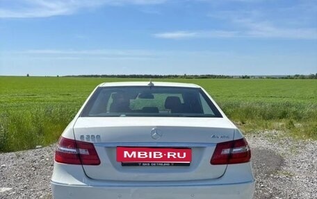 Mercedes-Benz E-Класс, 2010 год, 1 600 000 рублей, 3 фотография