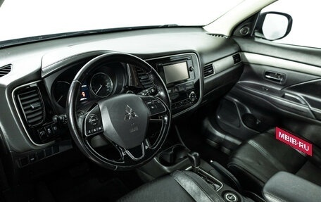 Mitsubishi Outlander III рестайлинг 3, 2015 год, 1 689 898 рублей, 11 фотография