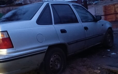 Daewoo Nexia I рестайлинг, 2003 год, 60 000 рублей, 2 фотография