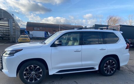 Lexus LX III, 2016 год, 6 790 000 рублей, 1 фотография