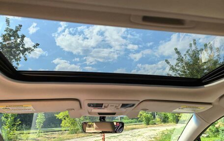 Subaru Outback IV рестайлинг, 2017 год, 2 360 000 рублей, 7 фотография