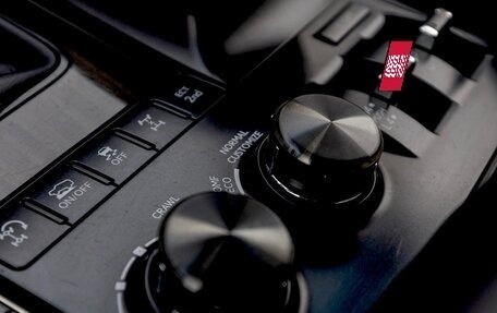 Lexus LX III, 2016 год, 6 790 000 рублей, 17 фотография