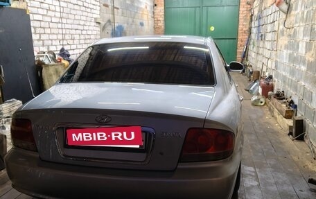 Hyundai Sonata IV рестайлинг, 2005 год, 465 000 рублей, 2 фотография