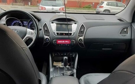 Hyundai ix35 I рестайлинг, 2013 год, 1 300 000 рублей, 5 фотография