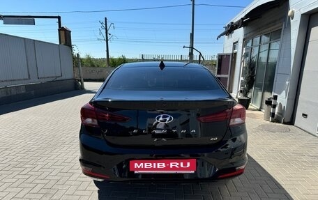 Hyundai Elantra VI рестайлинг, 2019 год, 2 050 000 рублей, 4 фотография