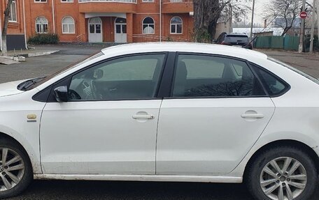 Volkswagen Polo VI (EU Market), 2013 год, 875 000 рублей, 2 фотография