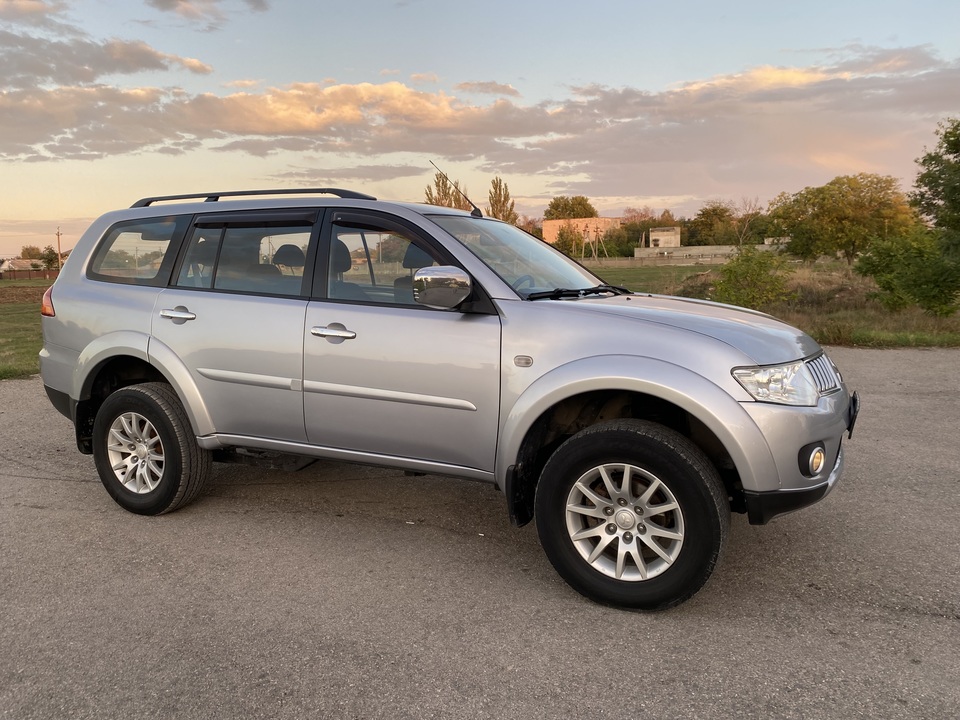 Mitsubishi Pajero Sport II рестайлинг, 2013 год, 1 780 000 рублей, 7 фотография