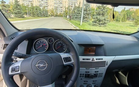 Opel Astra H, 2010 год, 570 000 рублей, 14 фотография