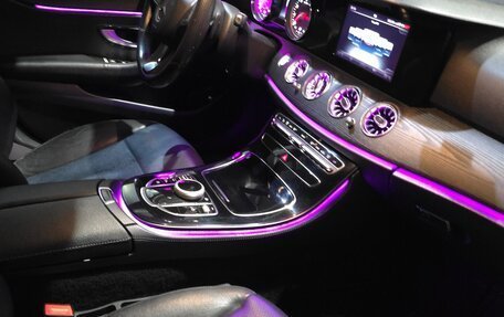 Mercedes-Benz E-Класс, 2016 год, 2 600 000 рублей, 17 фотография