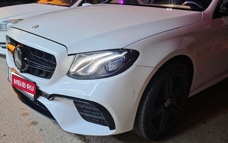 Mercedes-Benz E-Класс, 2016 год, 2 600 000 рублей, 5 фотография