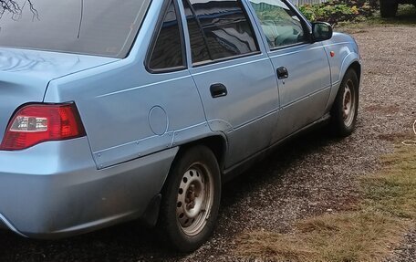 Daewoo Nexia I рестайлинг, 2010 год, 125 000 рублей, 5 фотография