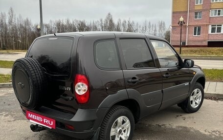 Chevrolet Niva I рестайлинг, 2009 год, 460 000 рублей, 4 фотография