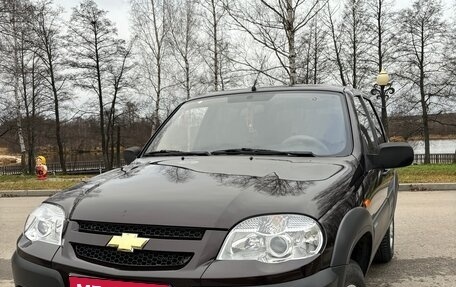 Chevrolet Niva I рестайлинг, 2009 год, 460 000 рублей, 1 фотография
