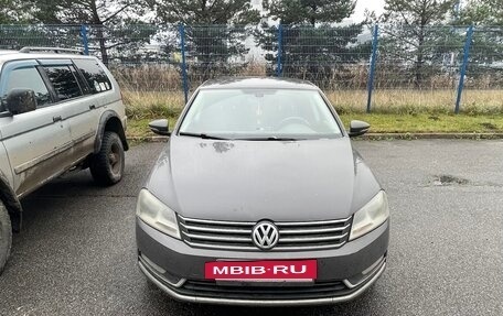 Volkswagen Passat B7, 2011 год, 690 000 рублей, 2 фотография