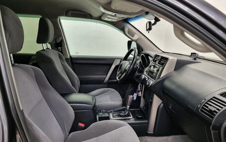 Toyota Land Cruiser Prado 150 рестайлинг 2, 2012 год, 2 270 000 рублей, 10 фотография