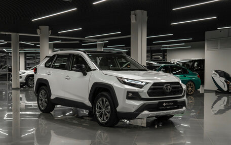 Toyota RAV4, 2025 год, 4 300 000 рублей, 2 фотография
