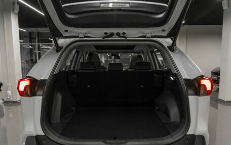 Toyota RAV4, 2025 год, 4 300 000 рублей, 25 фотография