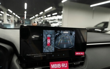 Toyota RAV4, 2025 год, 4 300 000 рублей, 19 фотография