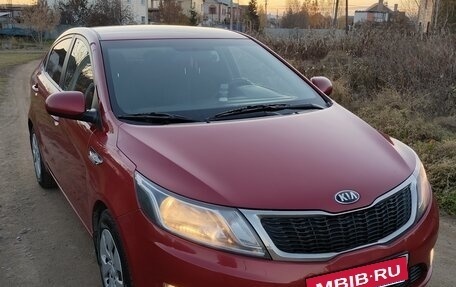 KIA Rio III рестайлинг, 2014 год, 760 000 рублей, 4 фотография