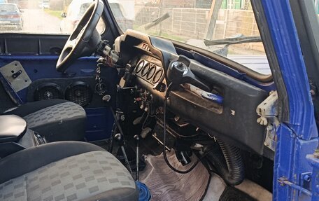 ЛуАЗ 3151, 2001 год, 650 000 рублей, 6 фотография