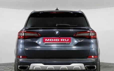 BMW X5, 2019 год, 4 997 000 рублей, 4 фотография