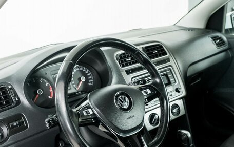 Volkswagen Polo VI (EU Market), 2020 год, 1 380 000 рублей, 5 фотография
