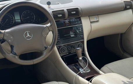 Mercedes-Benz C-Класс, 2004 год, 690 000 рублей, 5 фотография