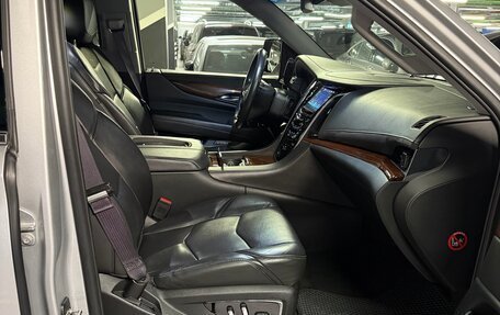 Cadillac Escalade IV, 2016 год, 4 550 000 рублей, 22 фотография