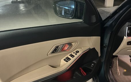 BMW 3 серия, 2021 год, 4 200 000 рублей, 11 фотография