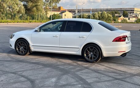 Skoda Superb III рестайлинг, 2013 год, 1 700 000 рублей, 4 фотография