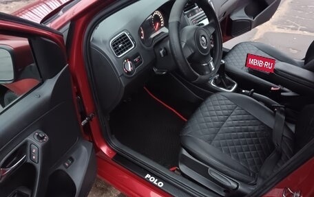 Volkswagen Polo VI (EU Market), 2011 год, 600 000 рублей, 6 фотография