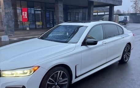 BMW 7 серия, 2019 год, 4 300 000 рублей, 4 фотография