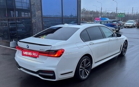 BMW 7 серия, 2019 год, 4 300 000 рублей, 2 фотография