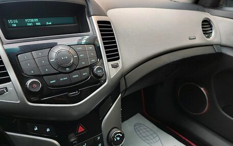 Chevrolet Cruze II, 2011 год, 499 000 рублей, 8 фотография