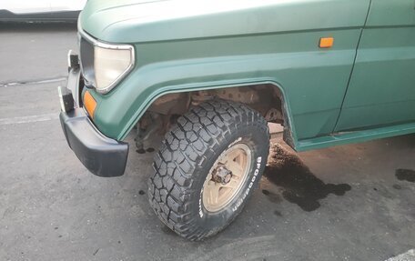 Toyota Land Cruiser 70, 1993 год, 900 000 рублей, 2 фотография