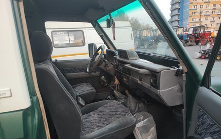 Toyota Land Cruiser 70, 1993 год, 900 000 рублей, 7 фотография