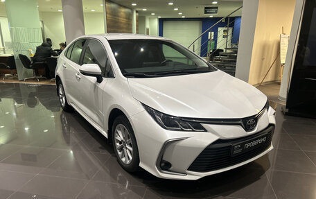 Toyota Corolla, 2022 год, 2 375 000 рублей, 3 фотография