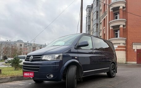 Volkswagen Multivan T5, 2012 год, 2 150 000 рублей, 2 фотография