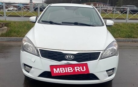 KIA cee'd I рестайлинг, 2012 год, 799 000 рублей, 10 фотография