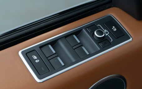 Land Rover Range Rover IV рестайлинг, 2013 год, 4 229 050 рублей, 22 фотография