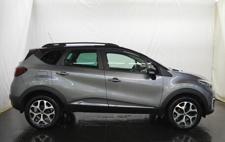 Renault Kaptur I рестайлинг, 2017 год, 959 000 рублей, 4 фотография