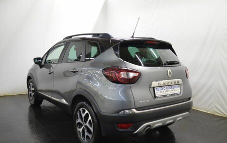 Renault Kaptur I рестайлинг, 2017 год, 959 000 рублей, 7 фотография