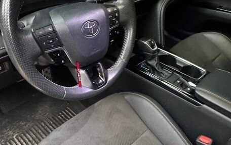 Toyota Camry, 2024 год, 4 050 000 рублей, 10 фотография