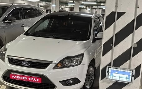 Ford Focus II рестайлинг, 2010 год, 649 000 рублей, 3 фотография