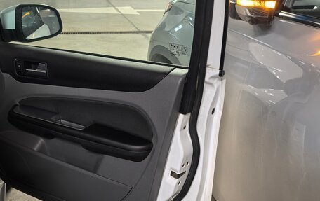 Ford Focus II рестайлинг, 2010 год, 649 000 рублей, 14 фотография