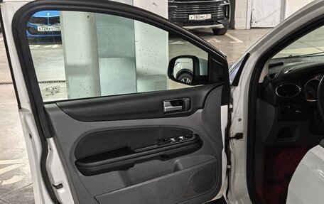 Ford Focus II рестайлинг, 2010 год, 649 000 рублей, 24 фотография