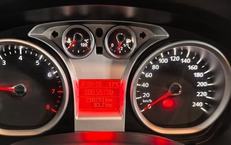 Ford Focus II рестайлинг, 2010 год, 649 000 рублей, 30 фотография