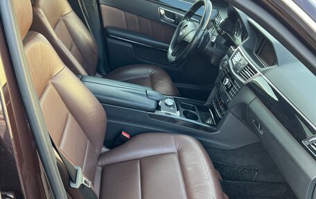 Mercedes-Benz E-Класс, 2010 год, 1 550 000 рублей, 6 фотография