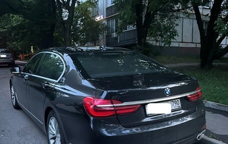 BMW 7 серия, 2016 год, 2 420 000 рублей, 5 фотография